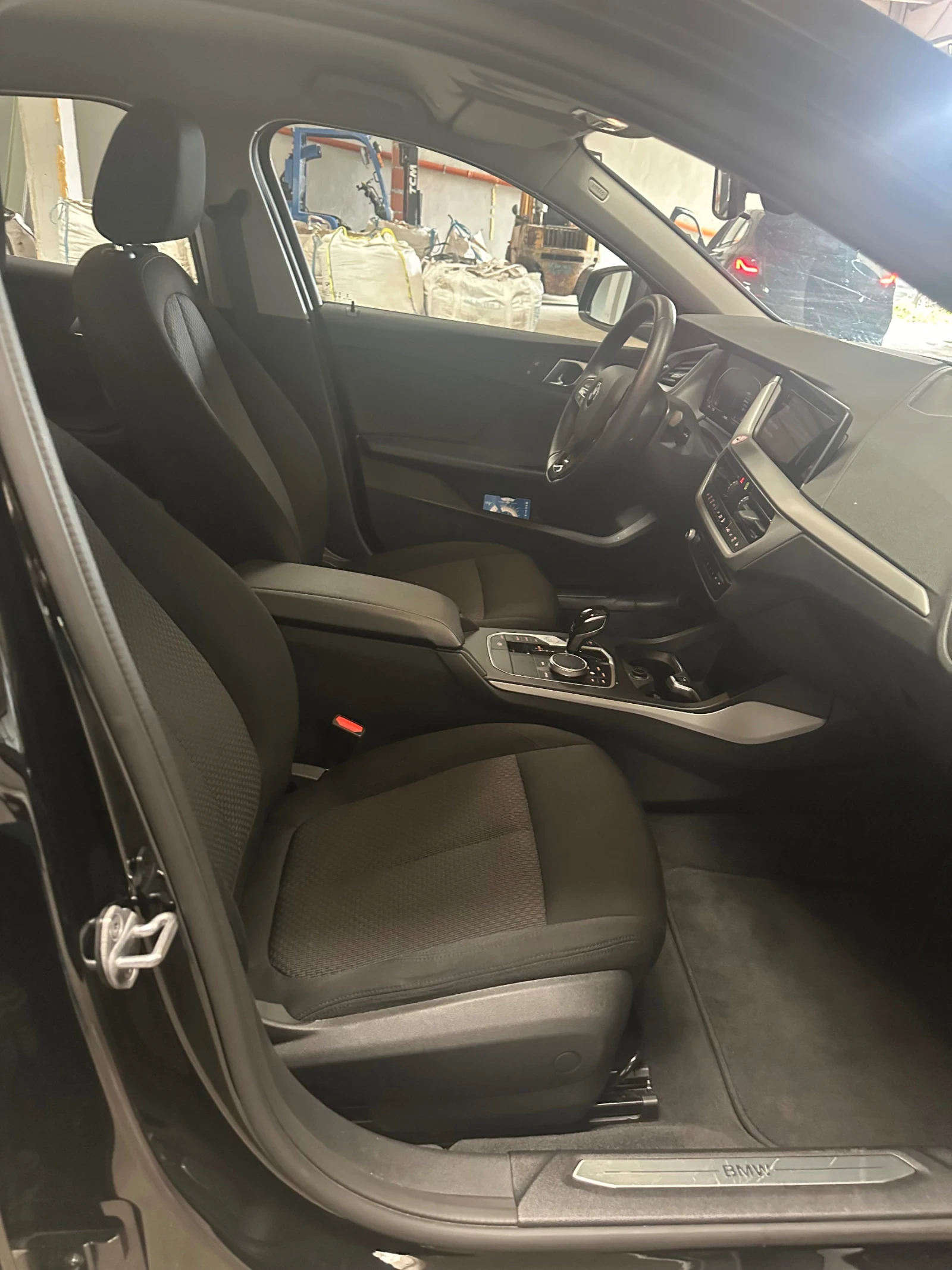 BMW 118 Advantage, снимка 10 - Автомобили и джипове - 56555663