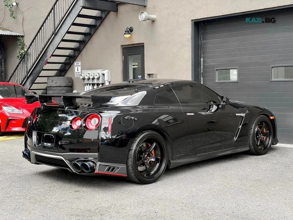 Nissan Gt-r, снимка 8 - Автомобили и джипове - 56715079