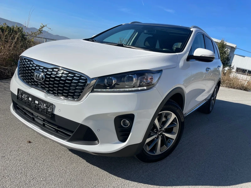 Kia Sorento Панорама, Камера, Кейлес, Дистроник.6+ 1места, снимка 2 - Автомобили и джипове - 47984028