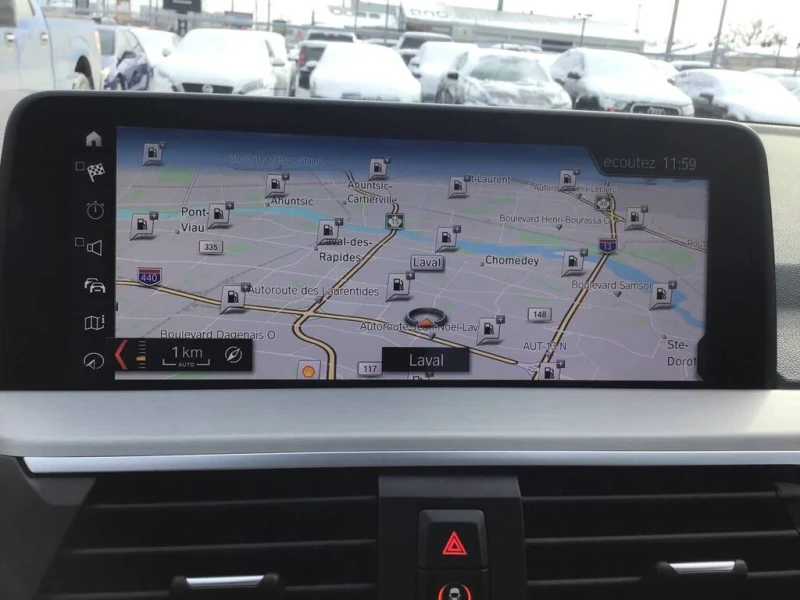 BMW X3 * xDrive30i Sports Activity Vehicle * CARFAX * БЕЗ, снимка 9 - Автомобили и джипове - 52819343