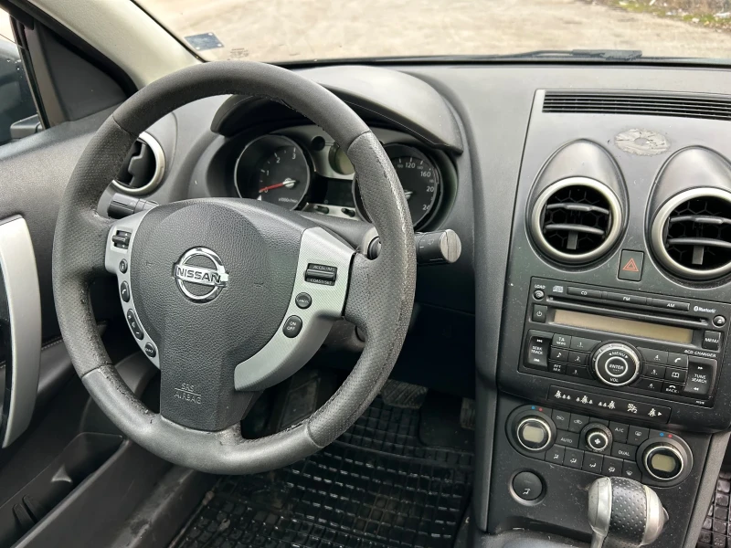 Nissan Qashqai 2.0 cdi 4x4 автоматик, снимка 14 - Автомобили и джипове - 53224627