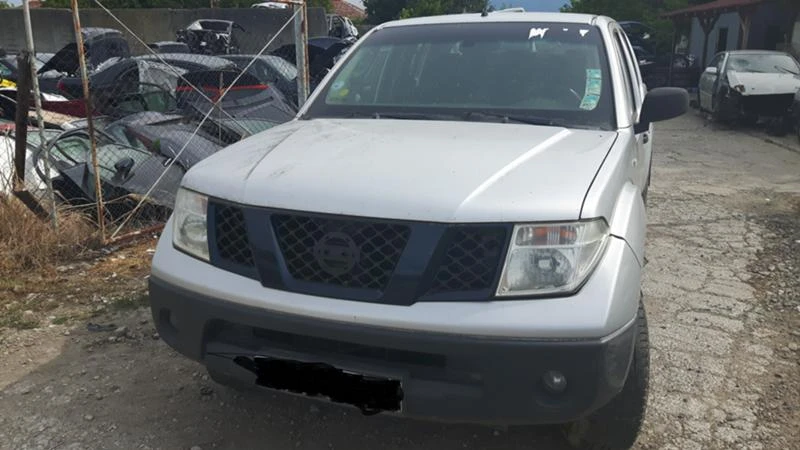 Nissan Navara 2.5dci, снимка 1 - Автомобили и джипове - 15033699