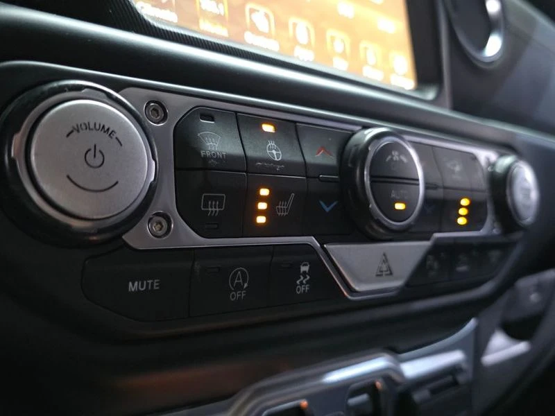 Jeep Wrangler 2.0 Overland 4Door| 270�.�. | Mobile.bg � ����������� 17