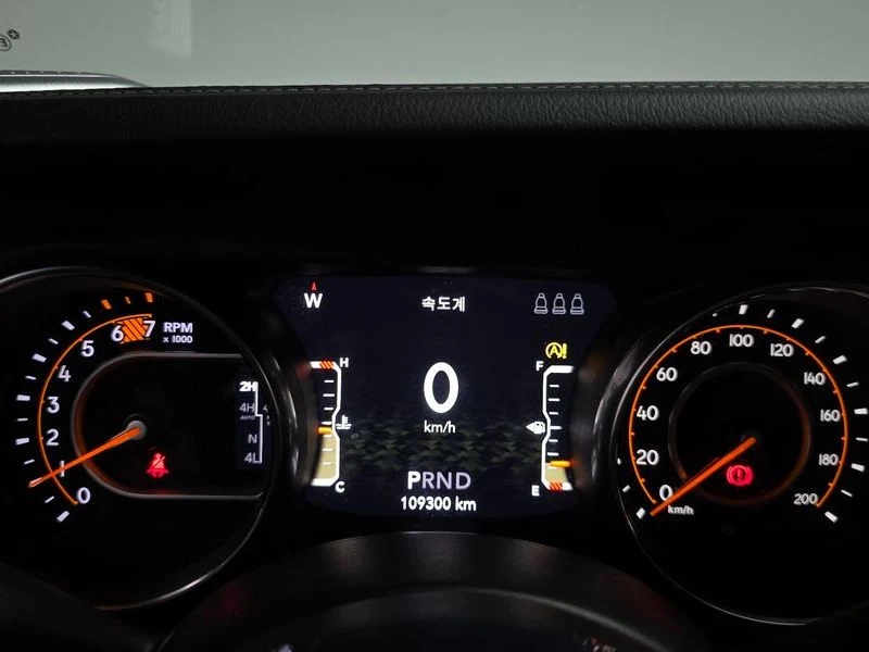 Jeep Wrangler 2.0 Overland 4Door| 270�.�. | Mobile.bg � ����������� 7