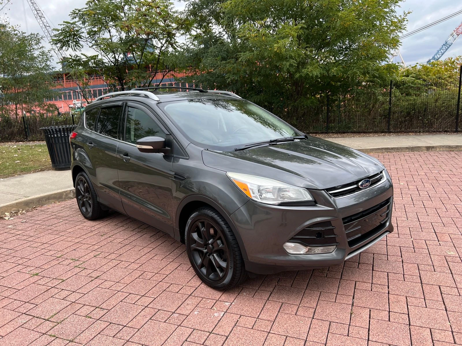 Ford Escape Titanium 1.6L - изображение 2