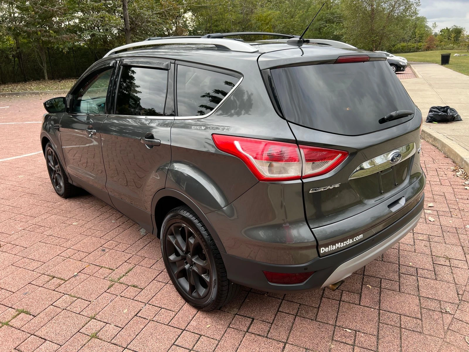 Ford Escape Titanium 1.6L - изображение 3