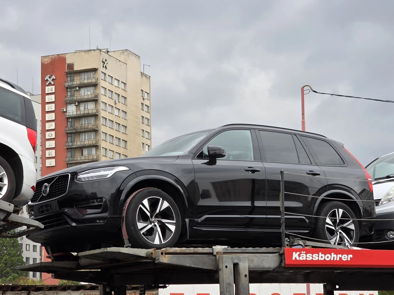 Volvo Xc90 Face 2020 | AWD| B5 2.0 diesel 235hp | R-design  - изображение 2