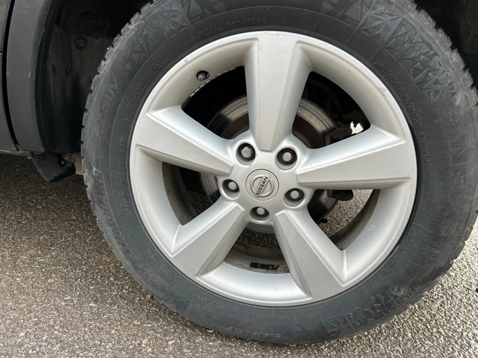 Nissan Qashqai 2.0 cdi 4x4 автоматик - изображение 5