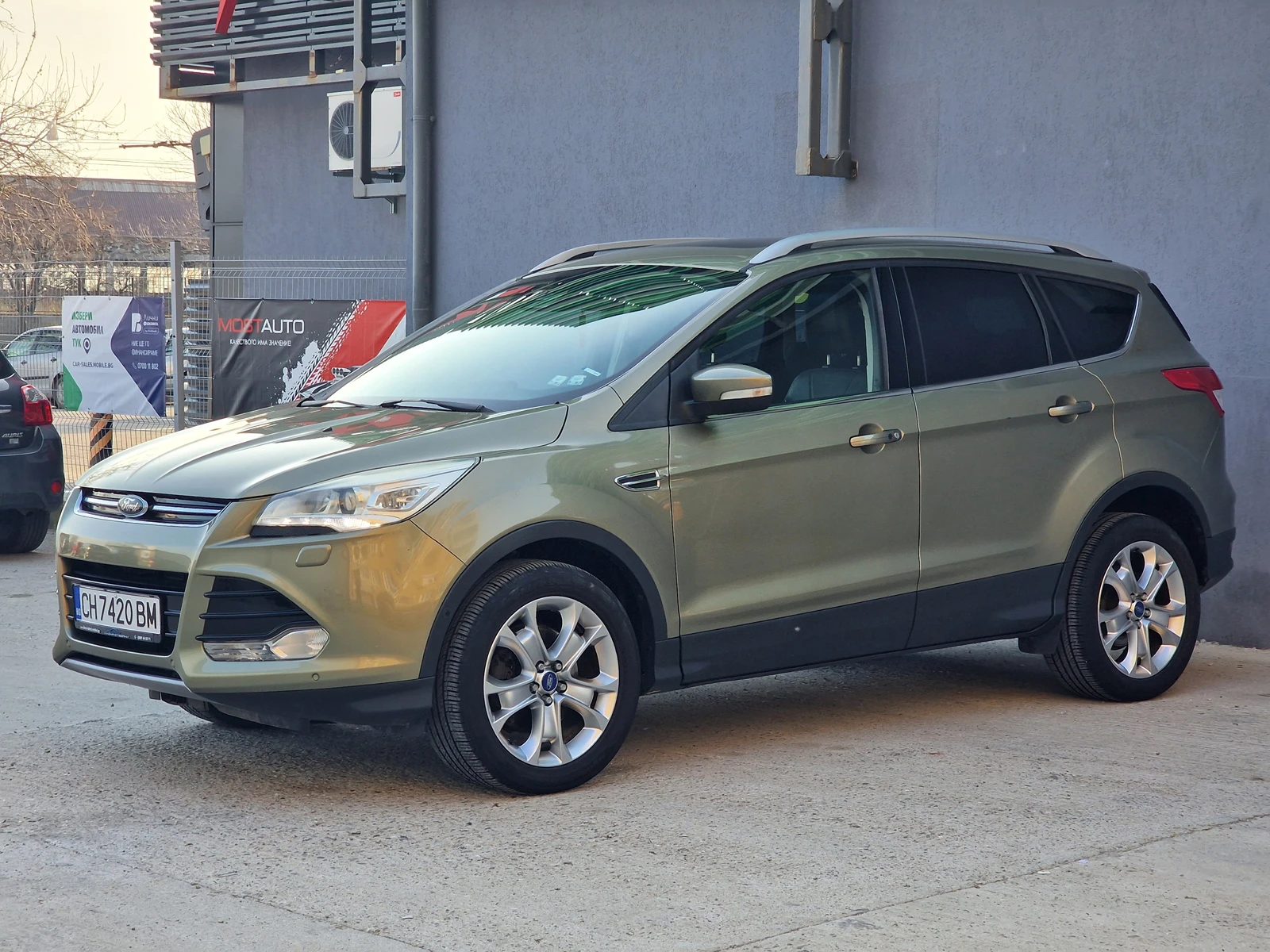 Ford Kuga 2.0 Titanium AUT - изображение 3