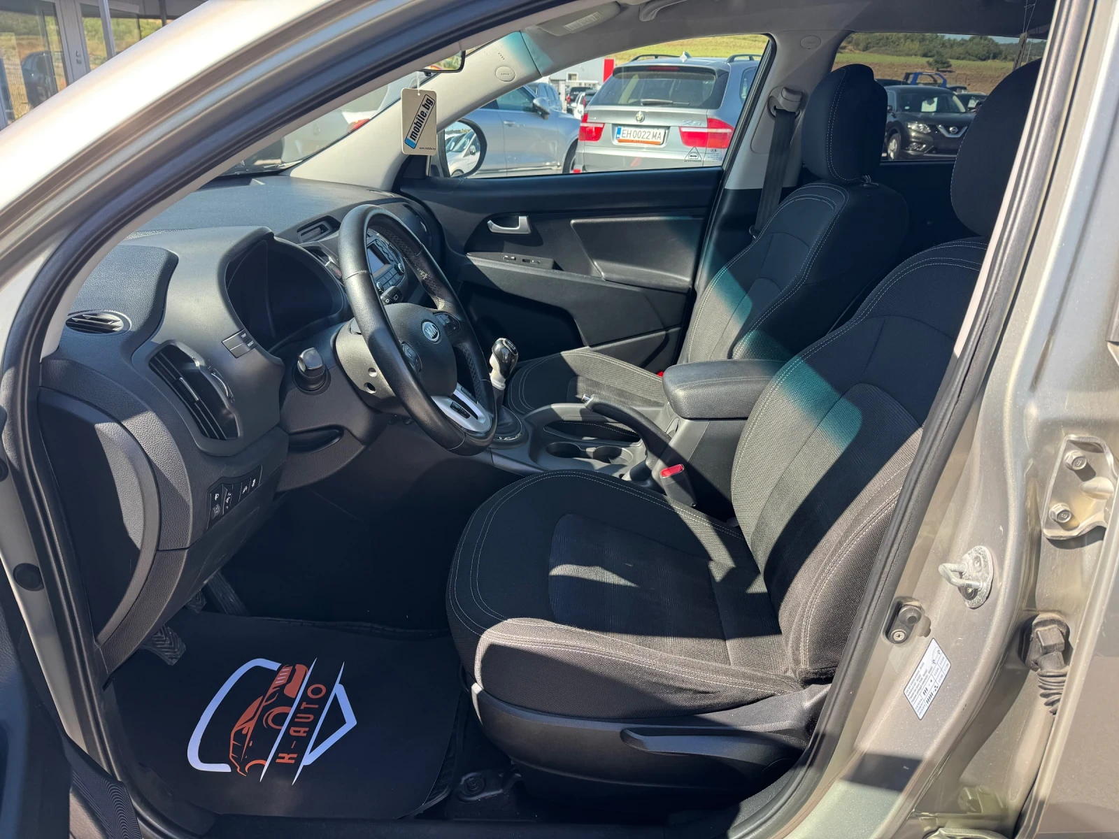 Kia Sportage 1.6 /136 кс/ LED / PDC, снимка 5 - Автомобили и джипове - 55975434