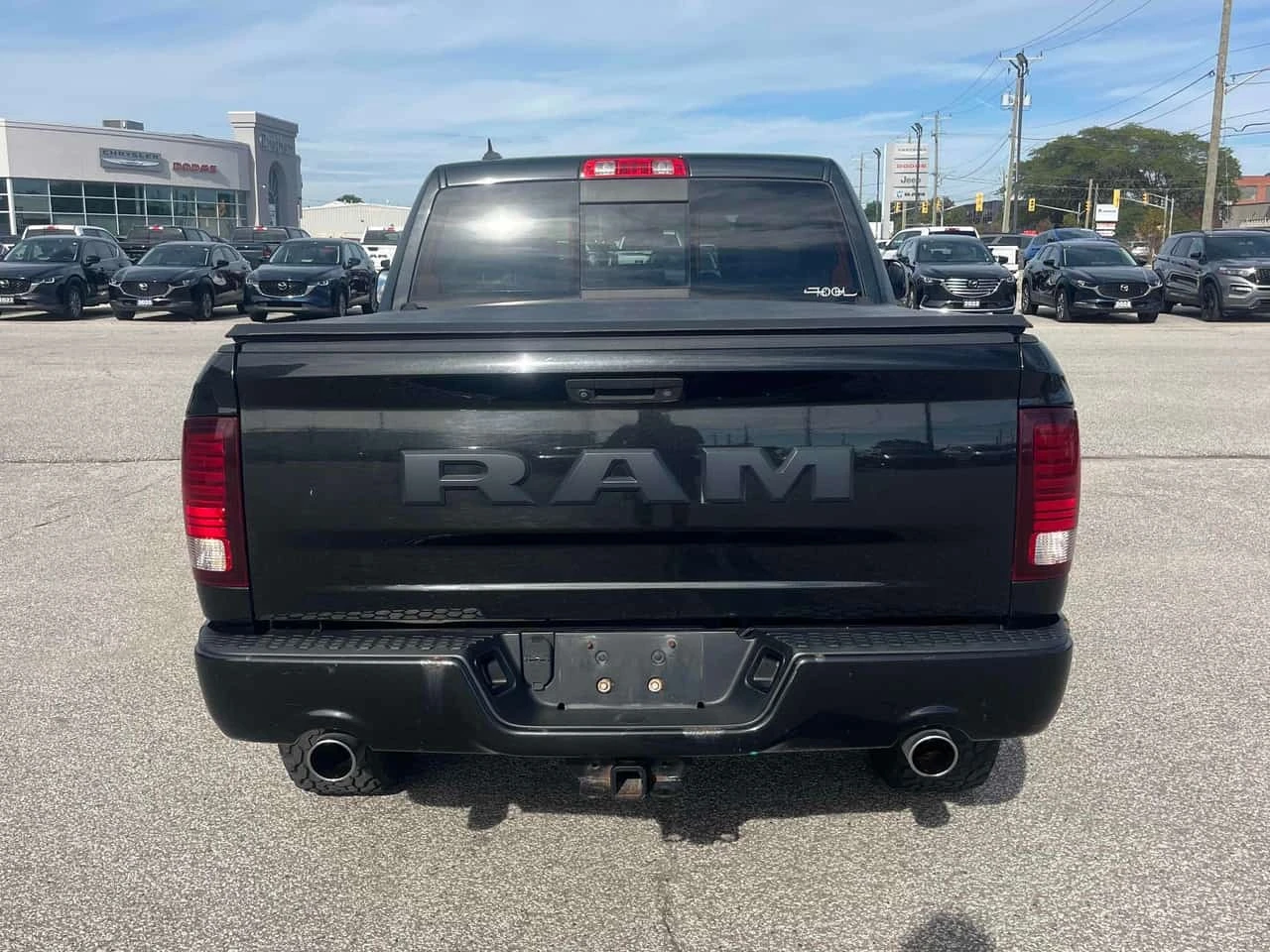 Dodge RAM 1500 / NIGHT / КОЖЕН САЛОН / ОБДУХВАНЕ / 2 КЛЮЧА, снимка 4 - Автомобили и джипове - 56177034