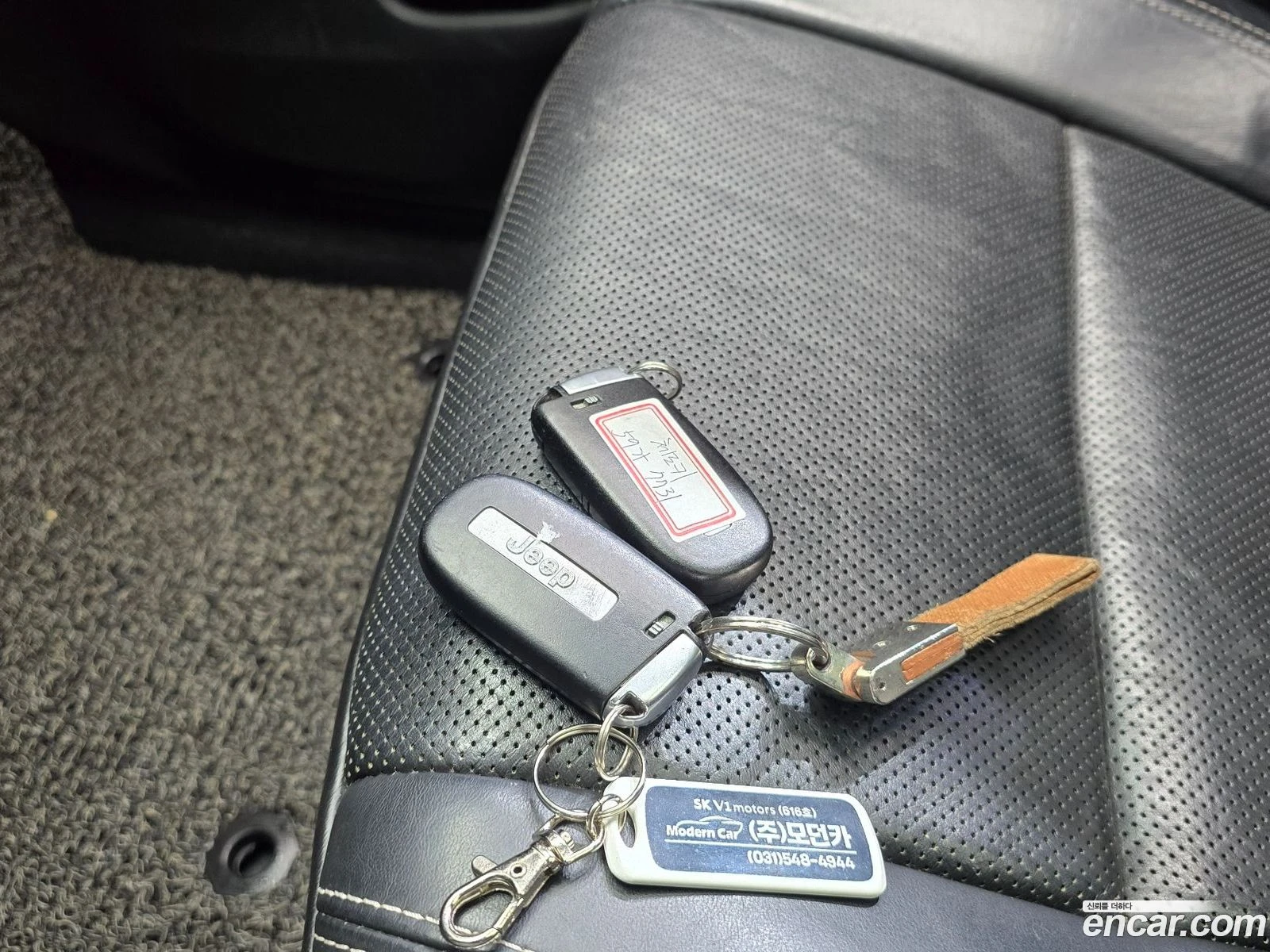 Jeep Cherokee 3.6 Limited, снимка 16 - Автомобили и джипове - 56570394