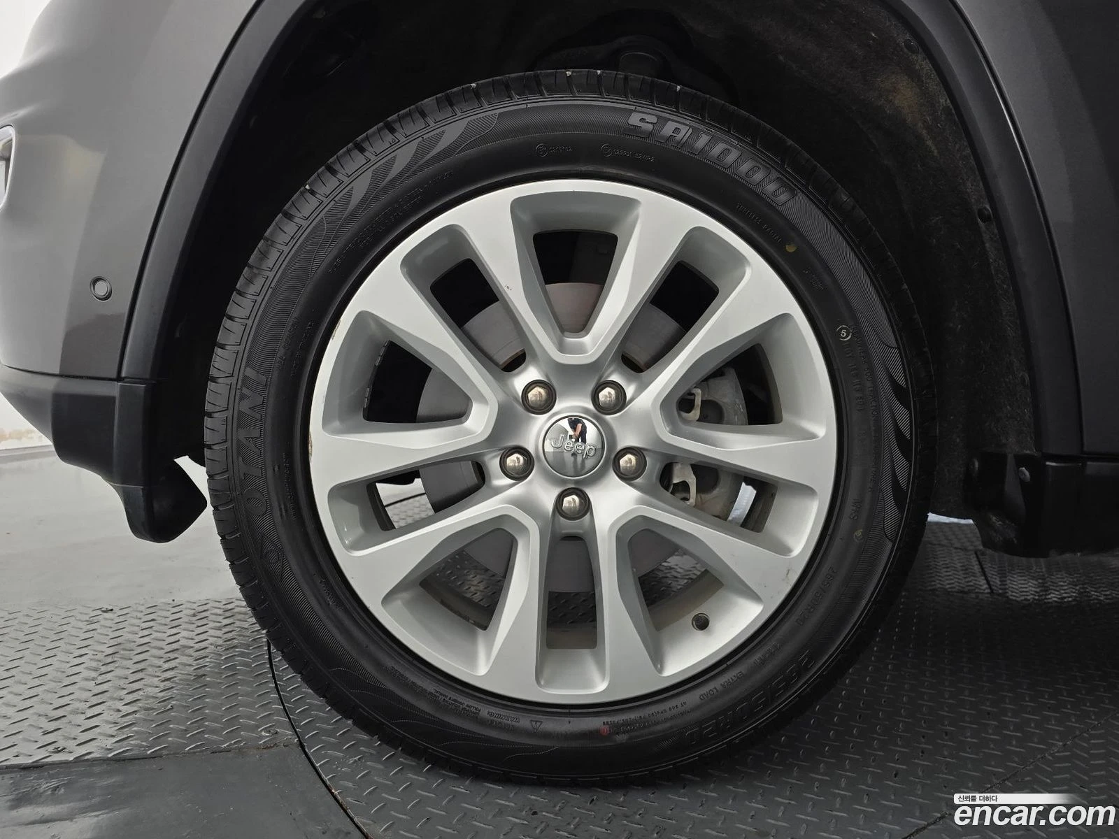 Jeep Cherokee 3.6 Limited, снимка 5 - Автомобили и джипове - 56570394