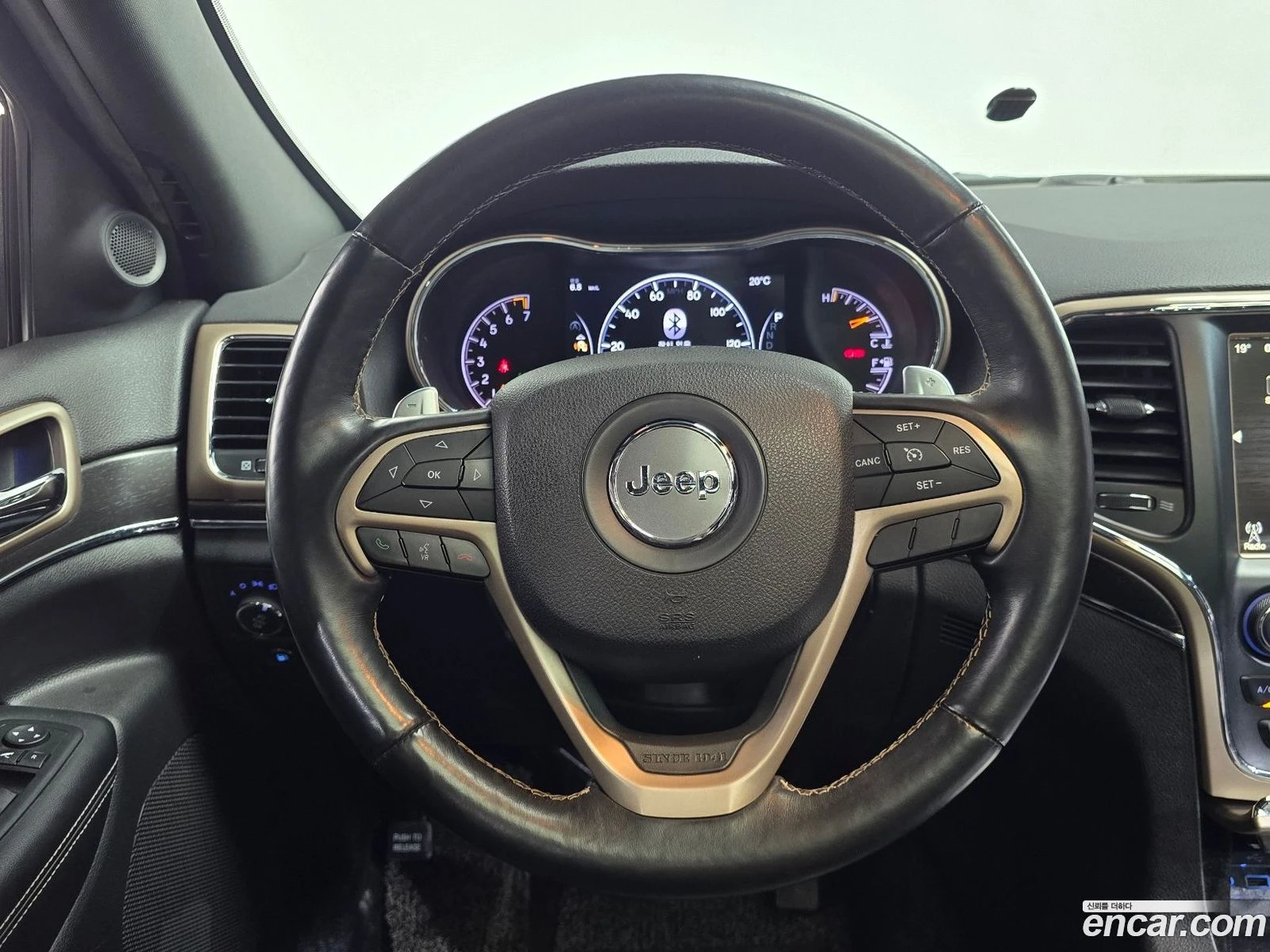 Jeep Cherokee 3.6 Limited, снимка 14 - Автомобили и джипове - 56570394