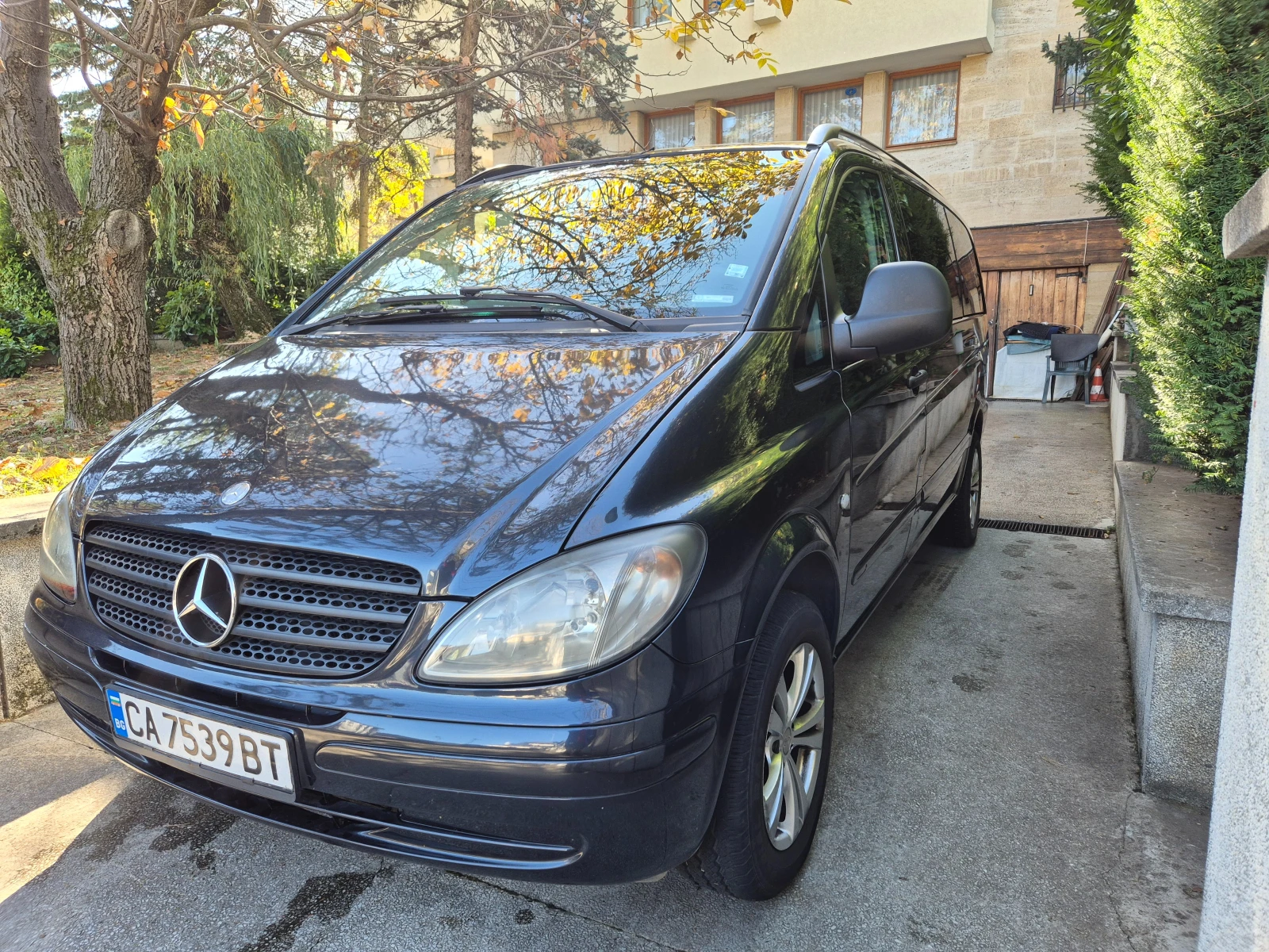 Mercedes-Benz Vito 115 CDI (2.2) 8-местен, снимка 2 - Бусове и автобуси - 53746058