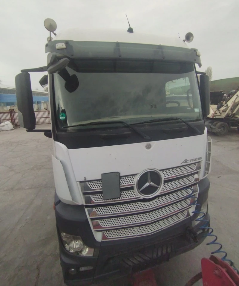 Mercedes-Benz Actros, снимка 2 - Камиони - 45170798