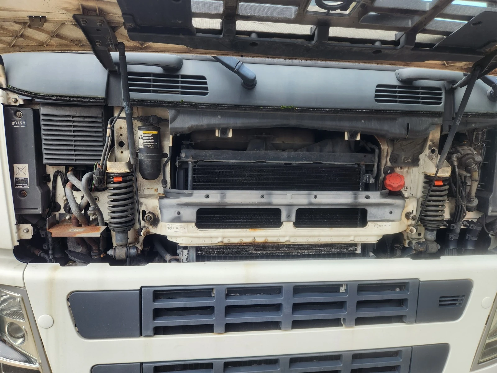 Volvo Fm FM9  4x2T | Mobile.bg   12