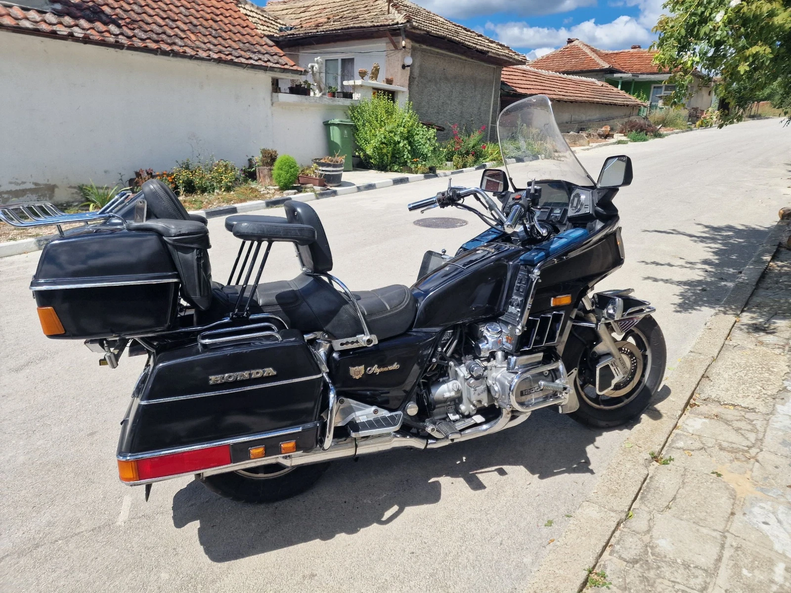 Honda Gold Wing Aspencade - изображение 3