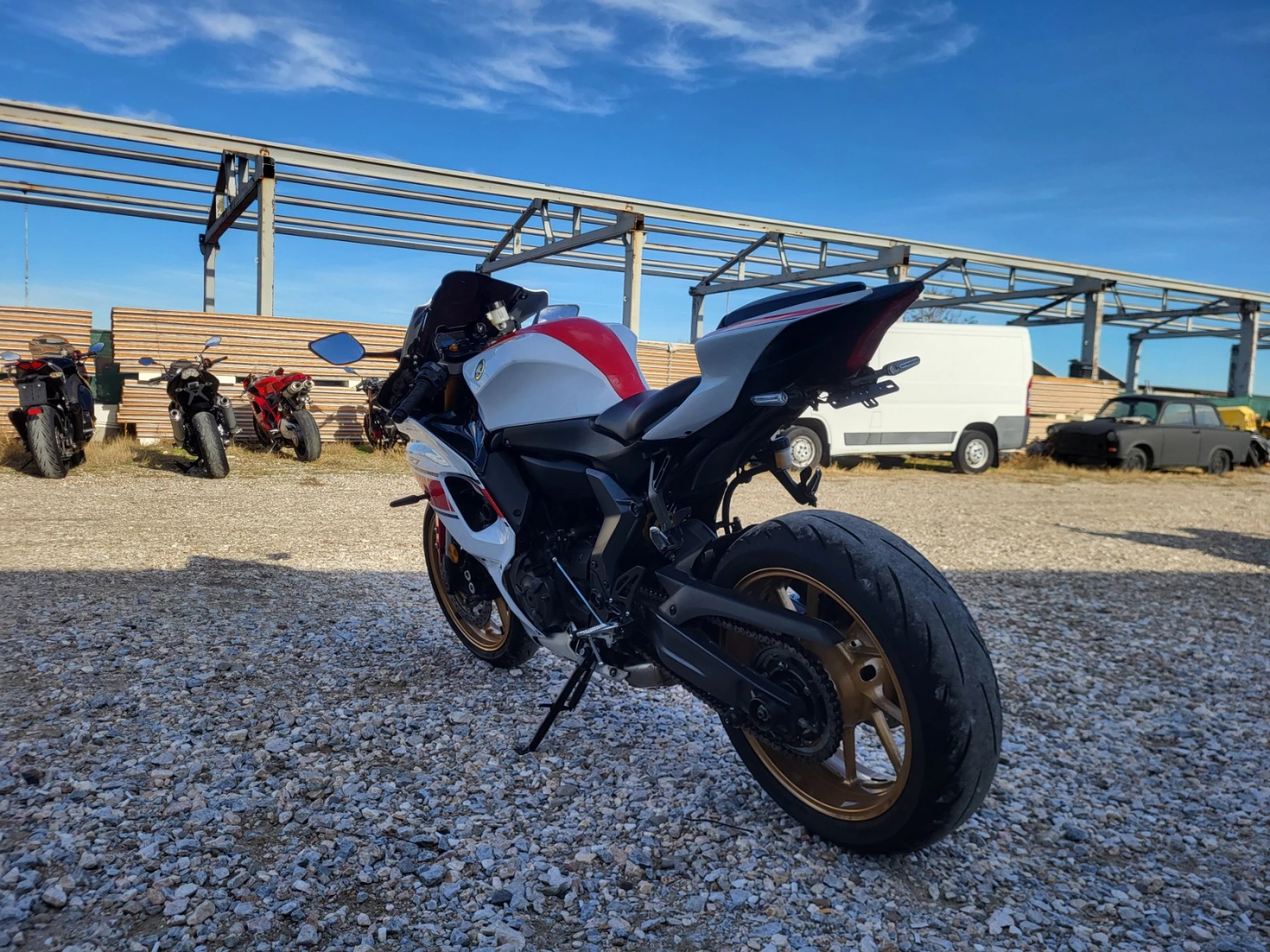 Yamaha YZF-R7 2   | Mobile.bg   4