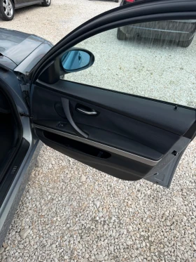BMW 320 2.0D, снимка 13