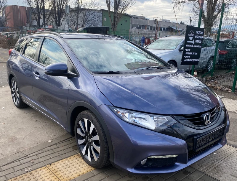 Honda Civic Топ-състояние!, снимка 3 - Автомобили и джипове - 43478581