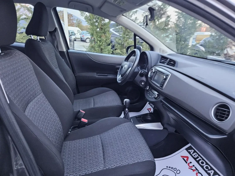 Toyota Yaris 1.0i-69kc= KAMEPA= КЛИМАТРОНИК, снимка 15 - Автомобили и джипове - 48050219