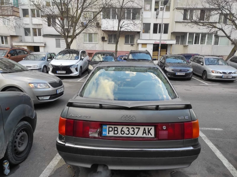 Audi 90 1.8, снимка 5 - Автомобили и джипове - 48453048