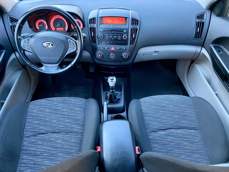 Kia Ceed 1.4i-Klimatik-Top, снимка 12 - Автомобили и джипове - 48547590