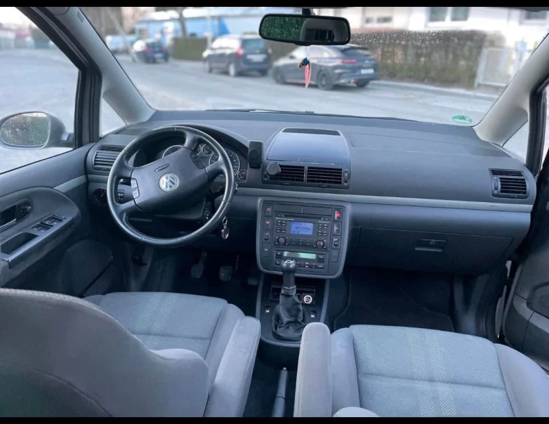 VW Sharan, снимка 6 - Автомобили и джипове - 49608180