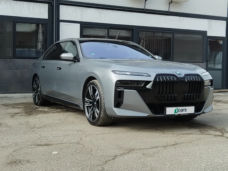 BMW 740 X Drive, снимка 3 - Автомобили и джипове - 50198740