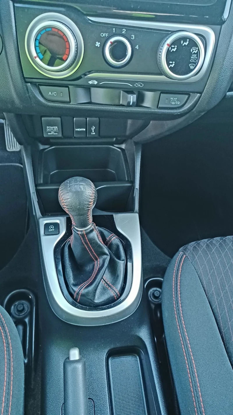 Honda Jazz Dynamic, снимка 5 - Автомобили и джипове - 51096953