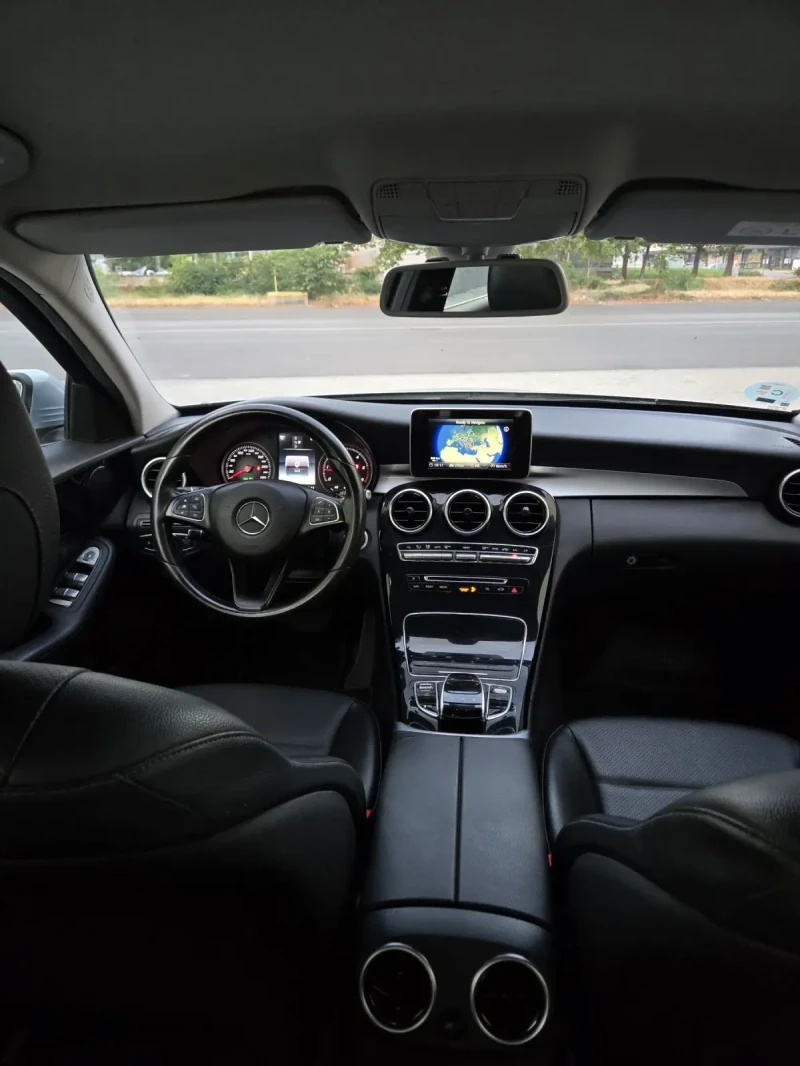 Mercedes-Benz C 220 * AMG* LED* 9G* KEYLESS-GO* , снимка 13 - Автомобили и джипове - 52239600