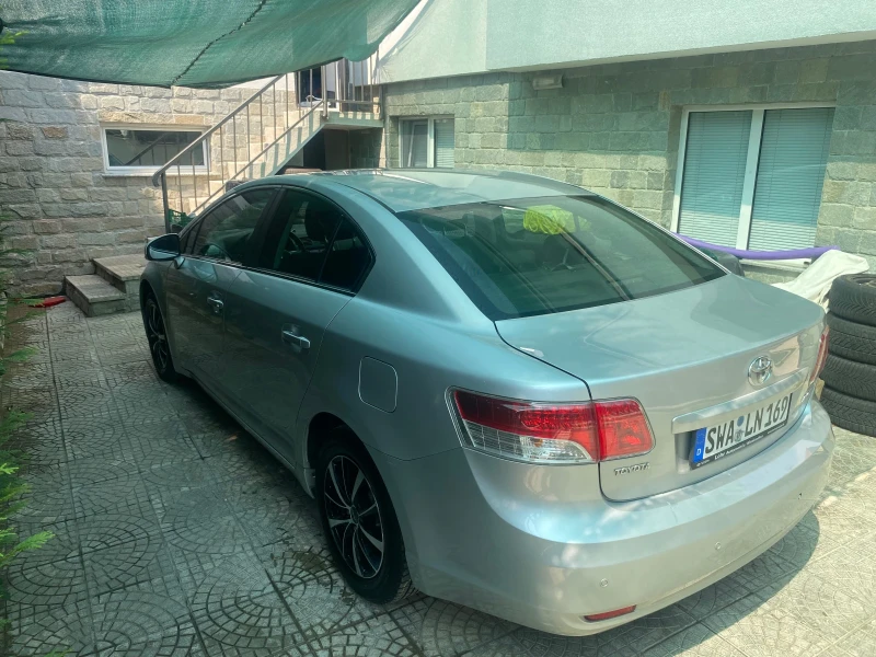 Toyota Avensis 1.8 -VVTi, снимка 4 - Автомобили и джипове - 51291190