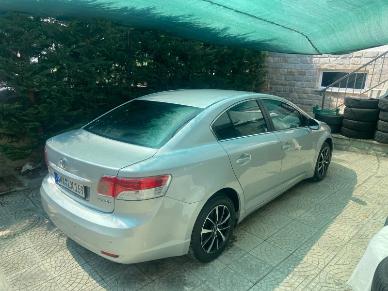 Toyota Avensis 1.8 -VVTi, снимка 6 - Автомобили и джипове - 51291190