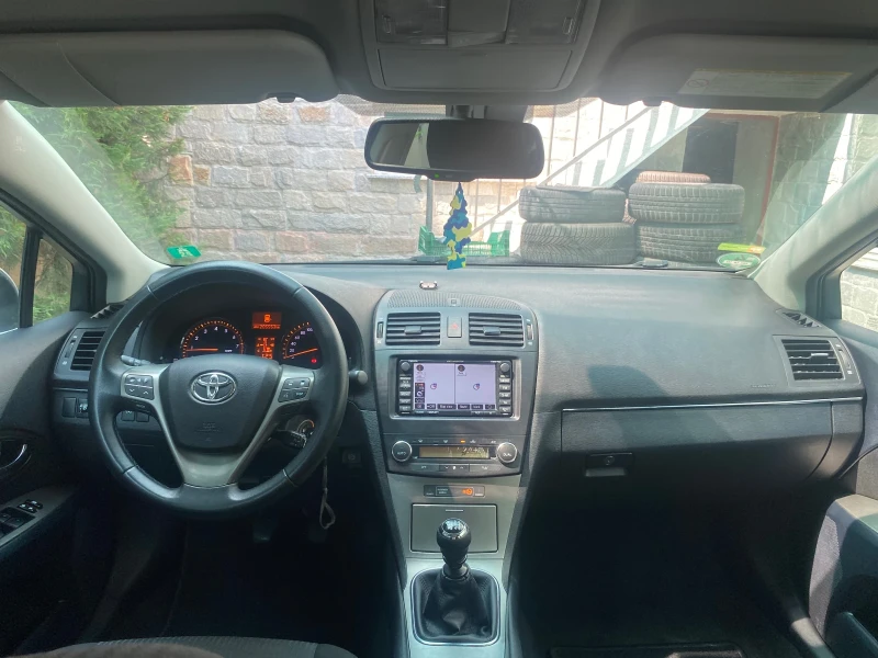 Toyota Avensis 1.8 -VVTi, снимка 12 - Автомобили и джипове - 51291190