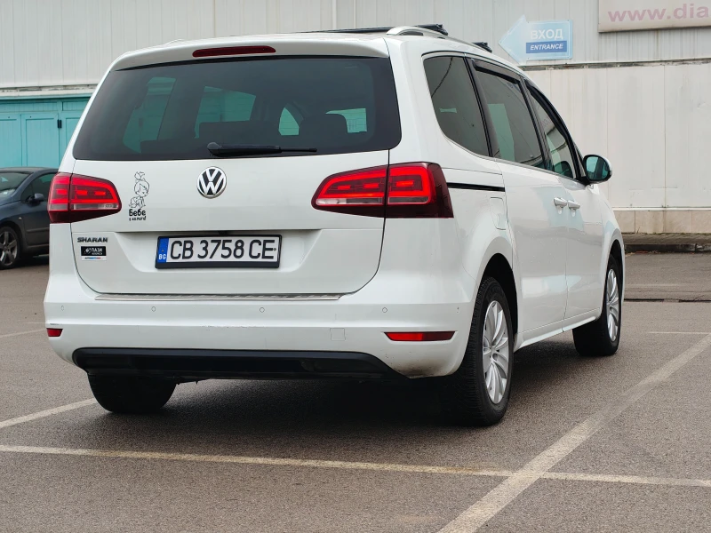 VW Sharan 2.0 TDI DSG, снимка 3 - Автомобили и джипове - 53220260