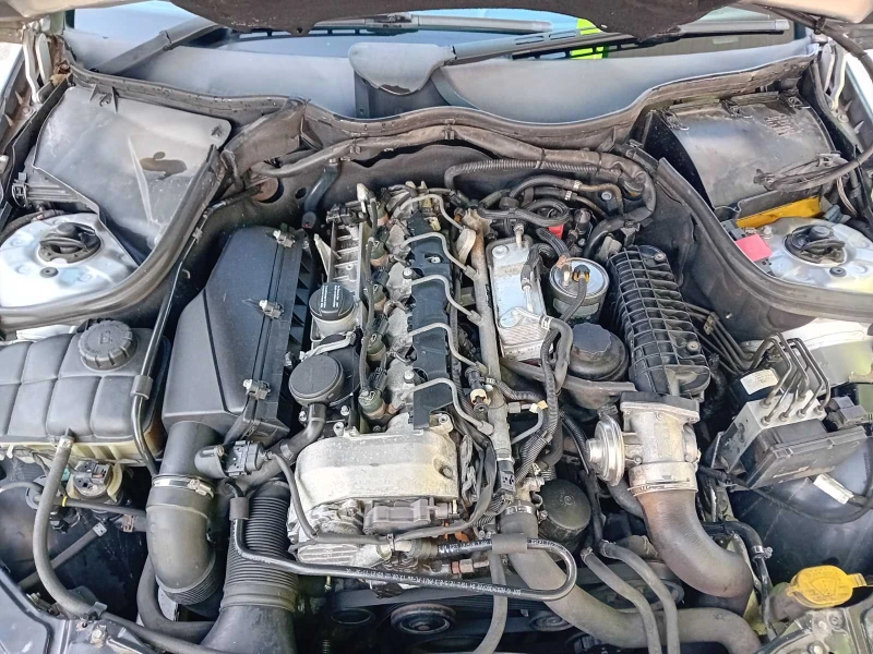 Mercedes-Benz CLK CLK 270 CDI AVANGARD, снимка 11 - Автомобили и джипове - 52726684