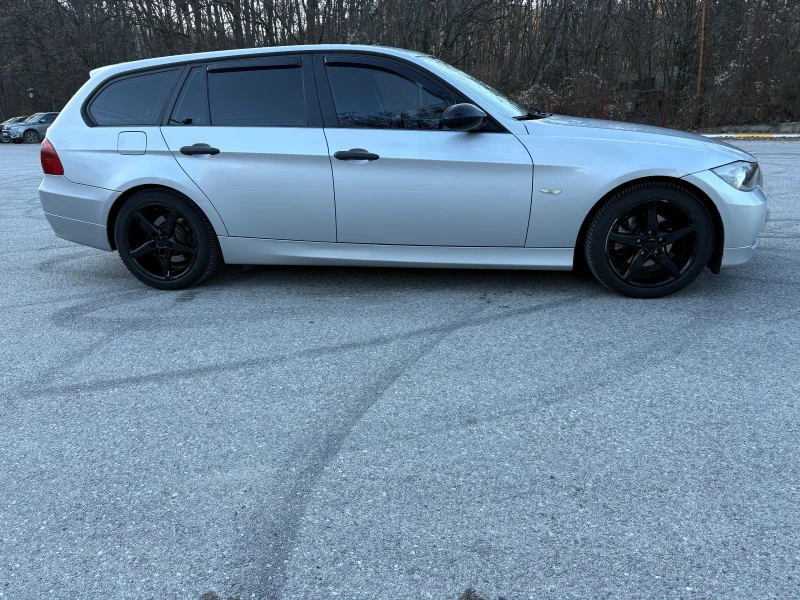 BMW 320, снимка 8 - Автомобили и джипове - 52774494