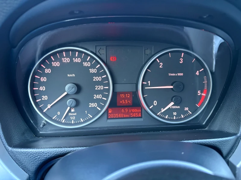 BMW 320, снимка 11 - Автомобили и джипове - 52774494