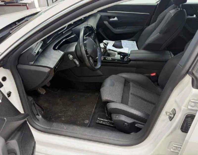 Peugeot 508 1.5 BlueHDI 130 ALLURE.KAMERA.LED.NAVI.VIRTUAL, снимка 6 - Автомобили и джипове - 52803075