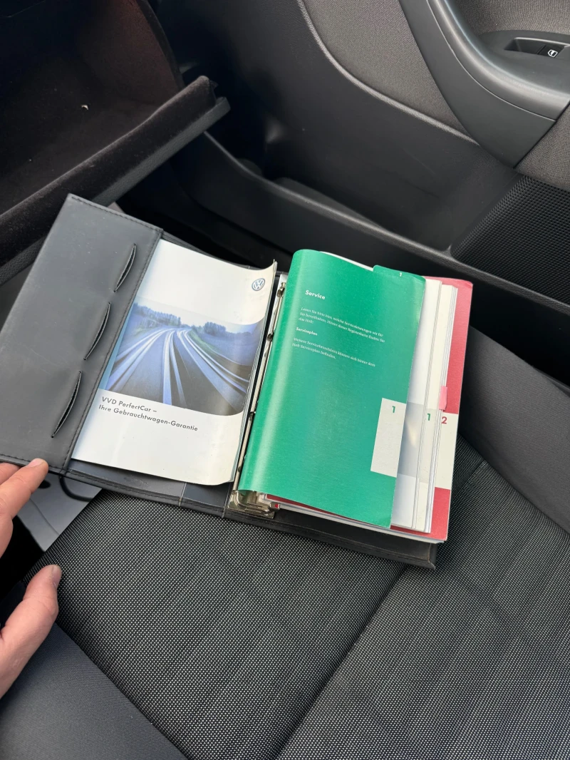 VW Golf 1.9 TDI , снимка 12 - Автомобили и джипове - 53212199