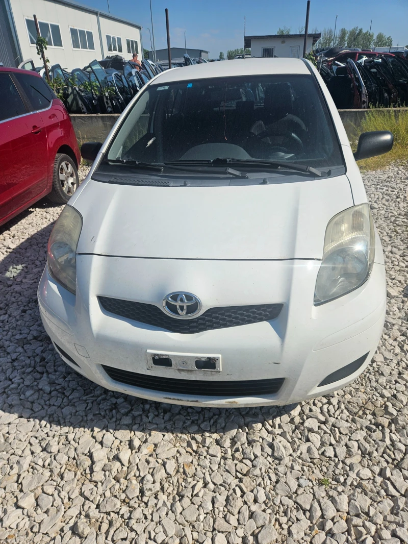 Toyota Yaris - 3699 лв. - 32071345 | Car24.bg