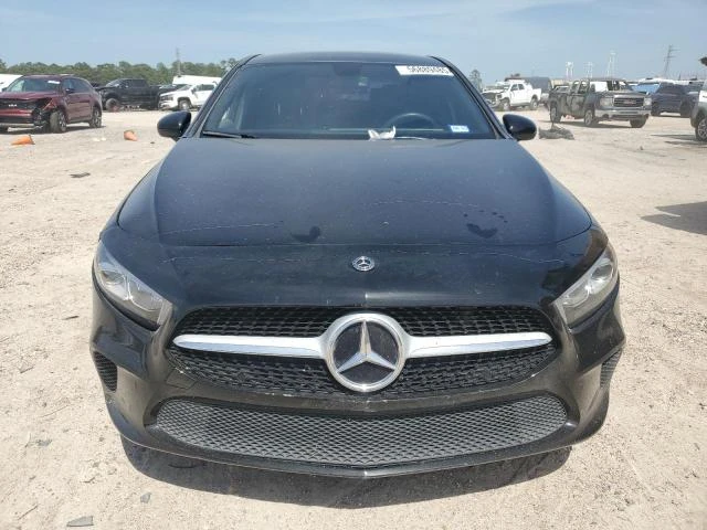 Mercedes-Benz A 220 2.0L 4 All wheel drive - изображение 8