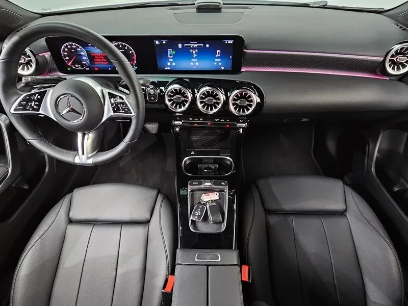 Mercedes-Benz A 220 Sedan 2024, снимка 7 - Автомобили и джипове - 55715386