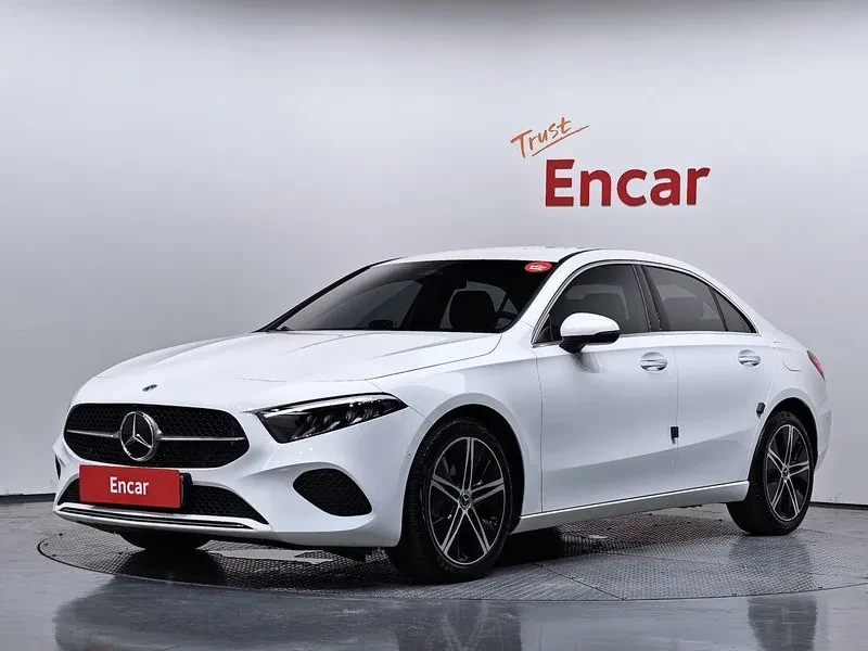 Mercedes-Benz A 220 Sedan 2024