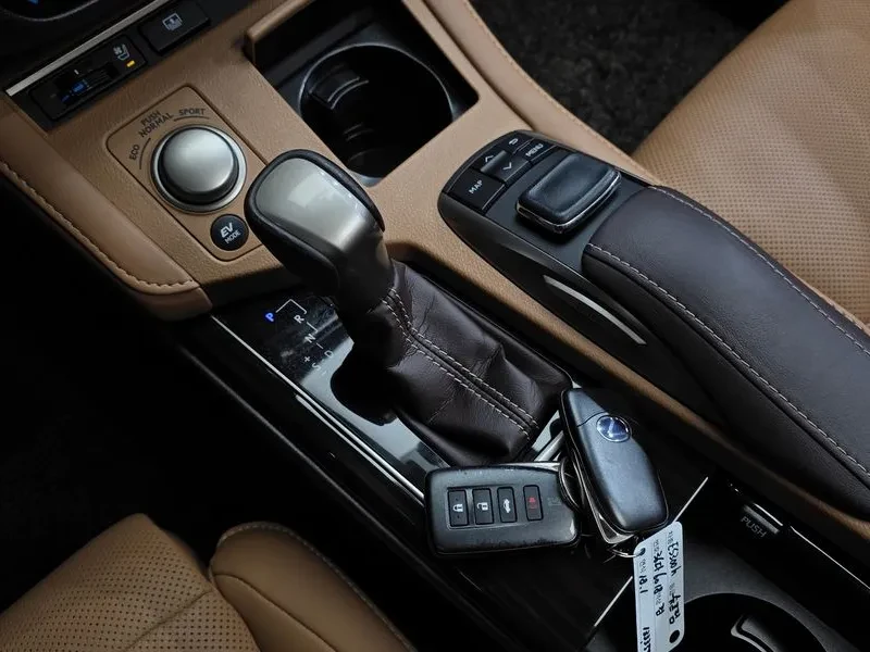 Lexus ES 300H SUPREME | Mobile.bg � ����������� 9