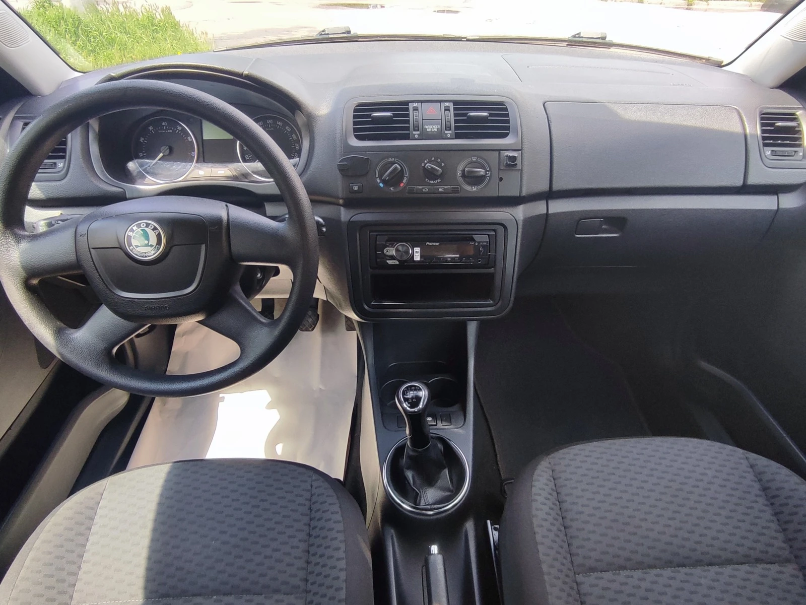 Skoda Fabia 1.2TSI-86kc-ФЕЙС-ЕВРО5 - изображение 9