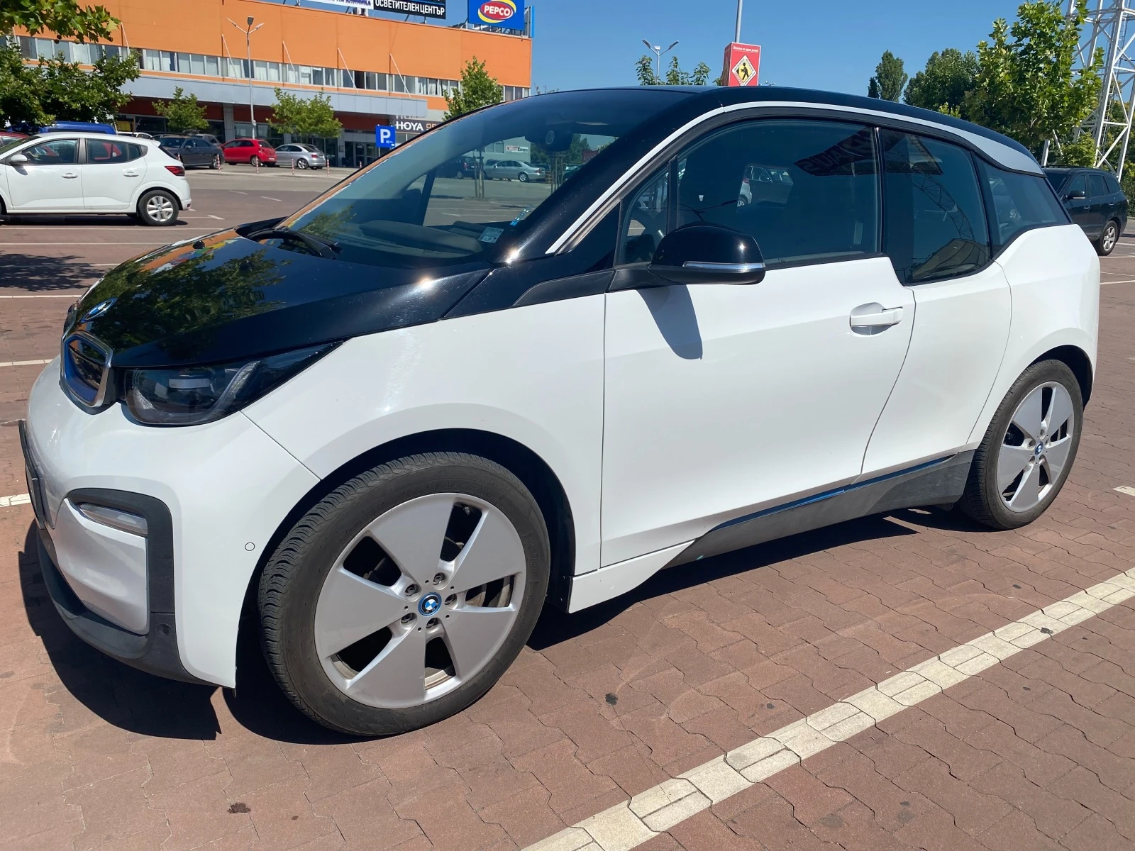 BMW i3 120 Ah - изображение 2