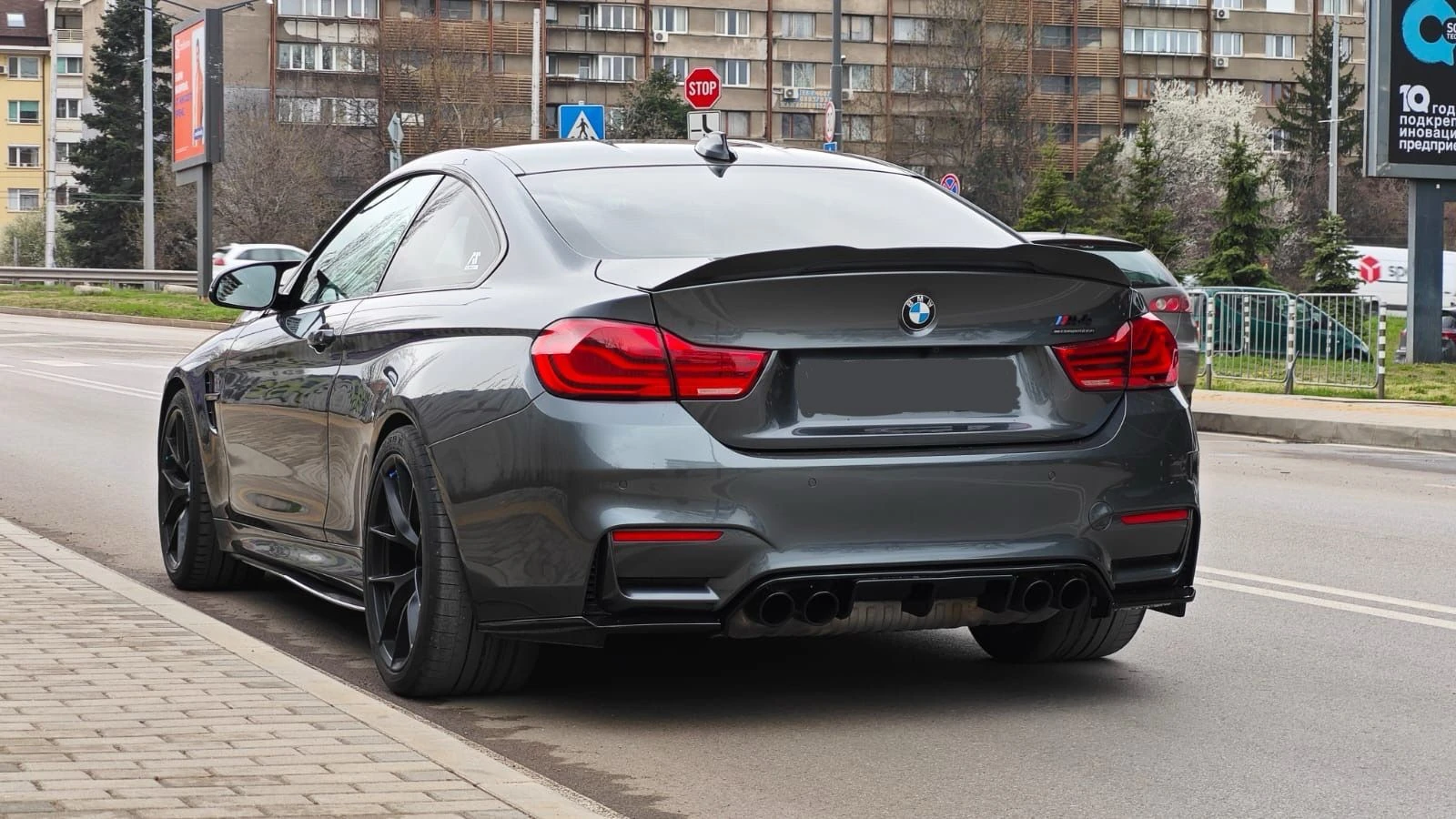 BMW M4 Competition Facelift Full Spec - изображение 3