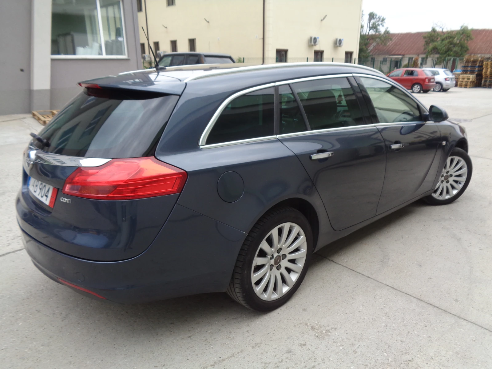 Opel Insignia 2.0CDTI-ЛИЗИНГ-БАРТЕР - изображение 4